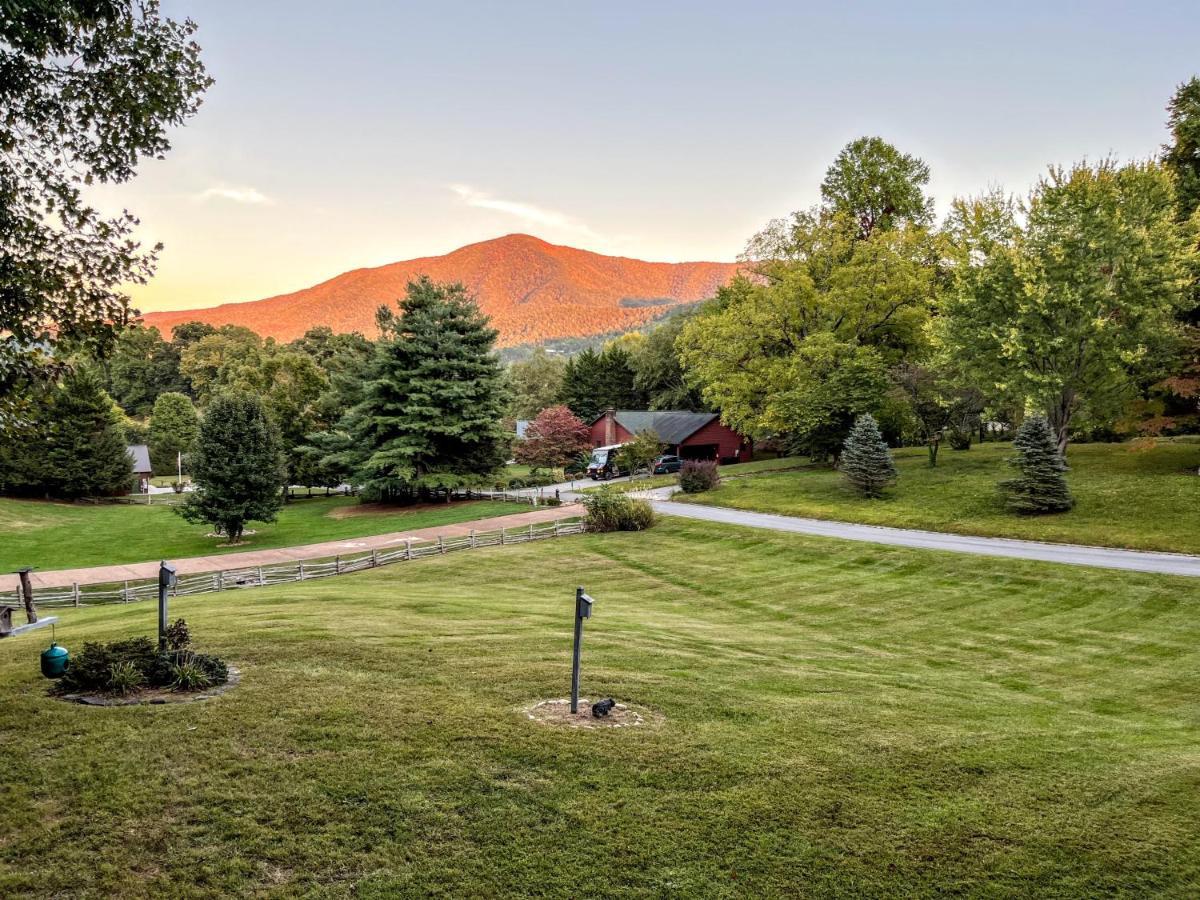Ole Smoky Bnb - Game Room, Hot Tub, Mtn Views! Pigeon Forge Exterior photo