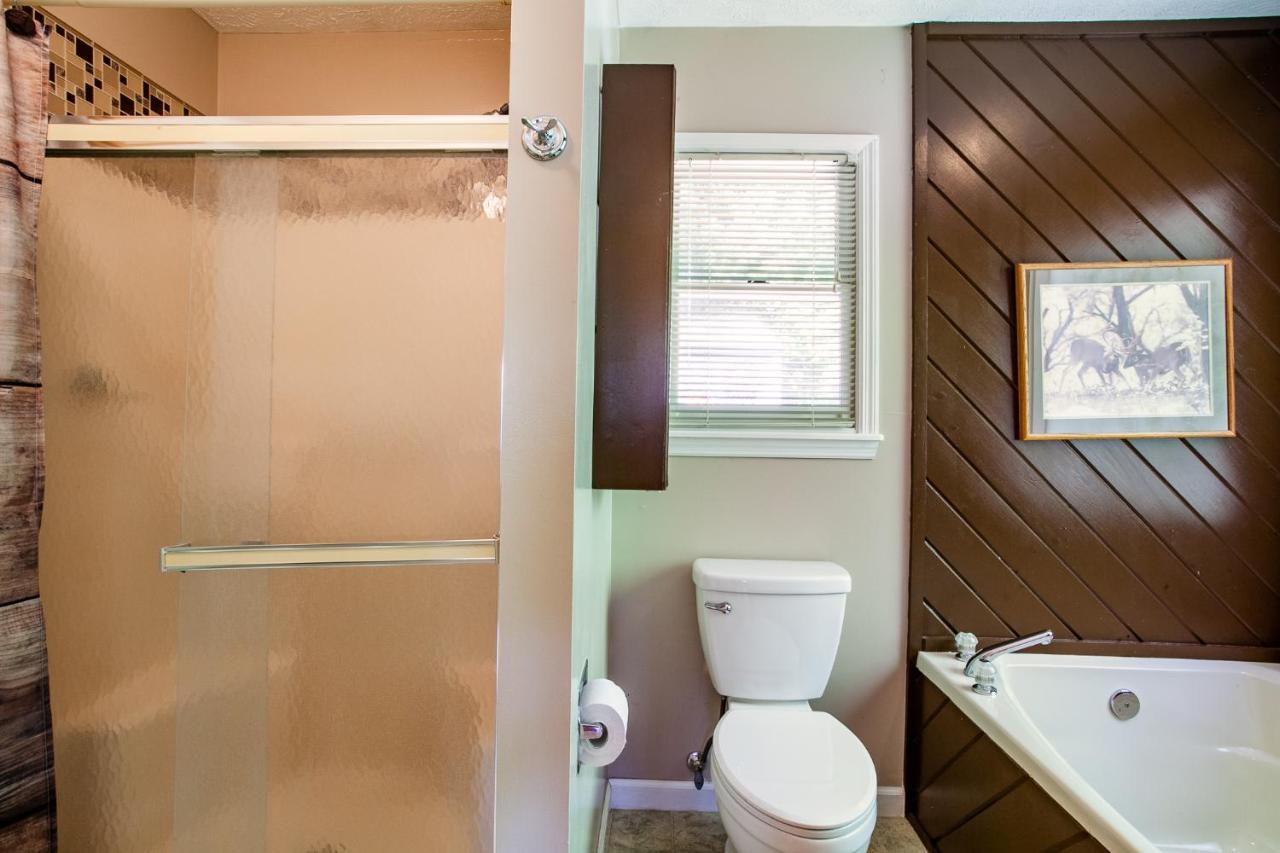 Ole Smoky Bnb - Game Room, Hot Tub, Mtn Views! Pigeon Forge Exterior photo